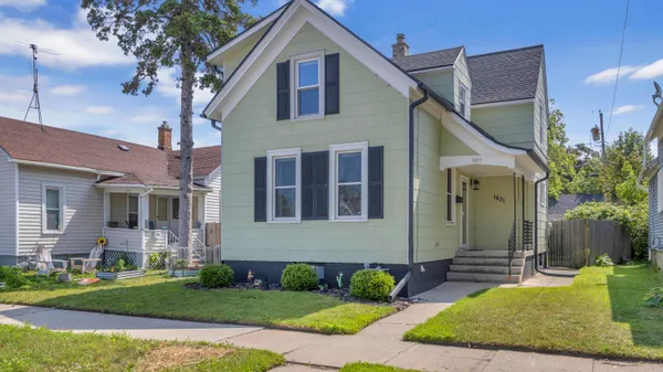 $239,900 | 1631 Blocki Court, Sheboygan, WI 53081