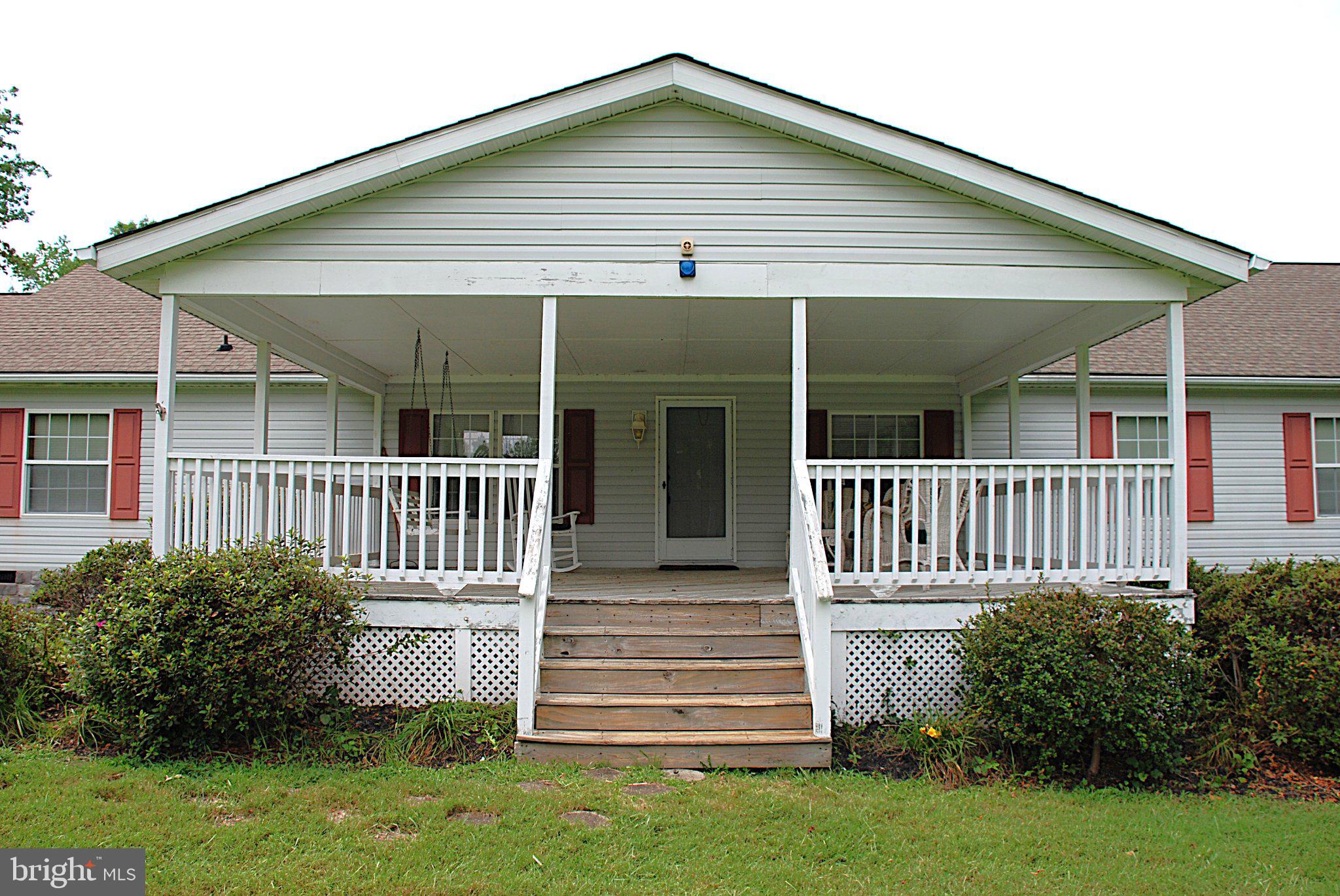 4508 Lewiston Road Bumpass, VA 23024 - Photo 5 of 84 Charming porch welcomes you home.
