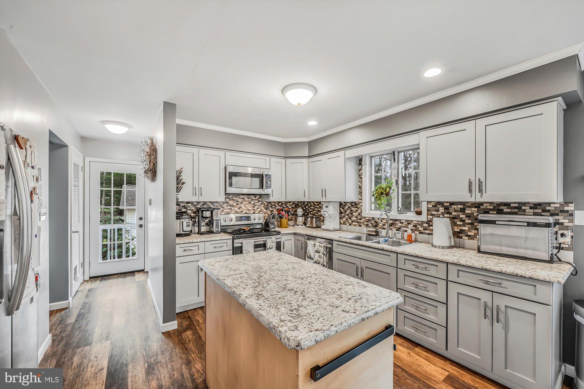 91 Malones Road Ashland, PA 17921 - Photo 4 of 36