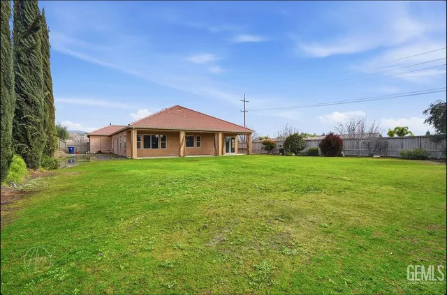 $605,000 | Undisclosed Address, Bakersfield, CA 93306