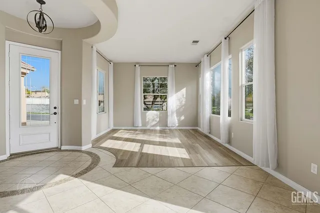 $605,000 | Undisclosed Address, Bakersfield, CA 93306