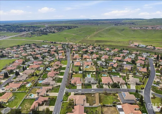 $605,000 | Undisclosed Address, Bakersfield, CA 93306