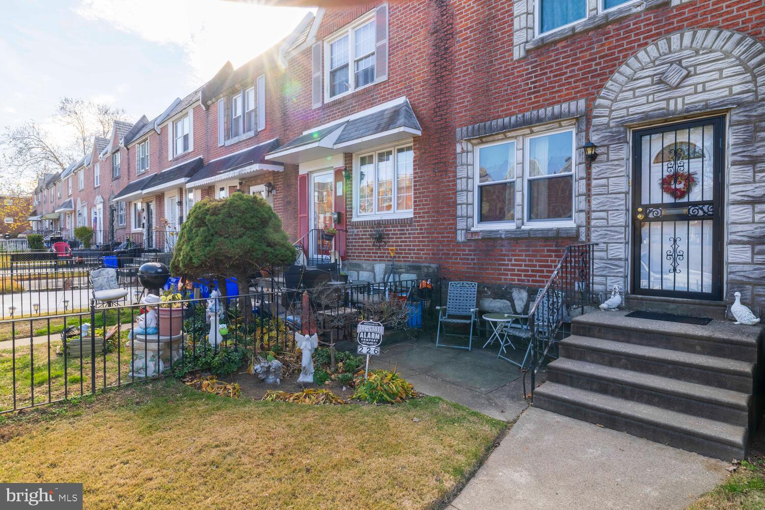 226 Benner Street Philadelphia, PA 19111 - Photo 23 of 25 Beaurifuln Brick and Stone