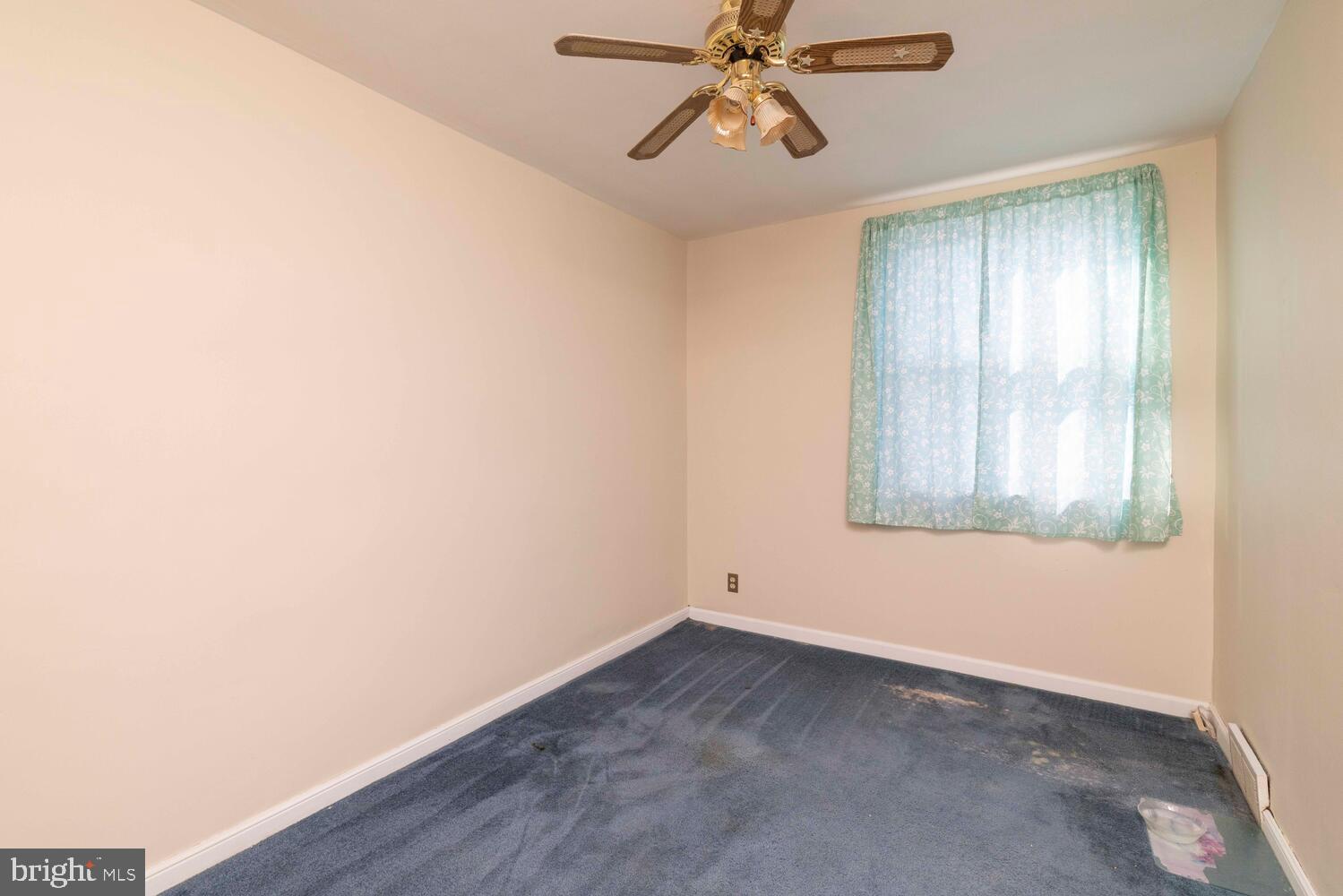 226 Benner Street Philadelphia, PA 19111 - Photo 6 of 25 Third Bedroom