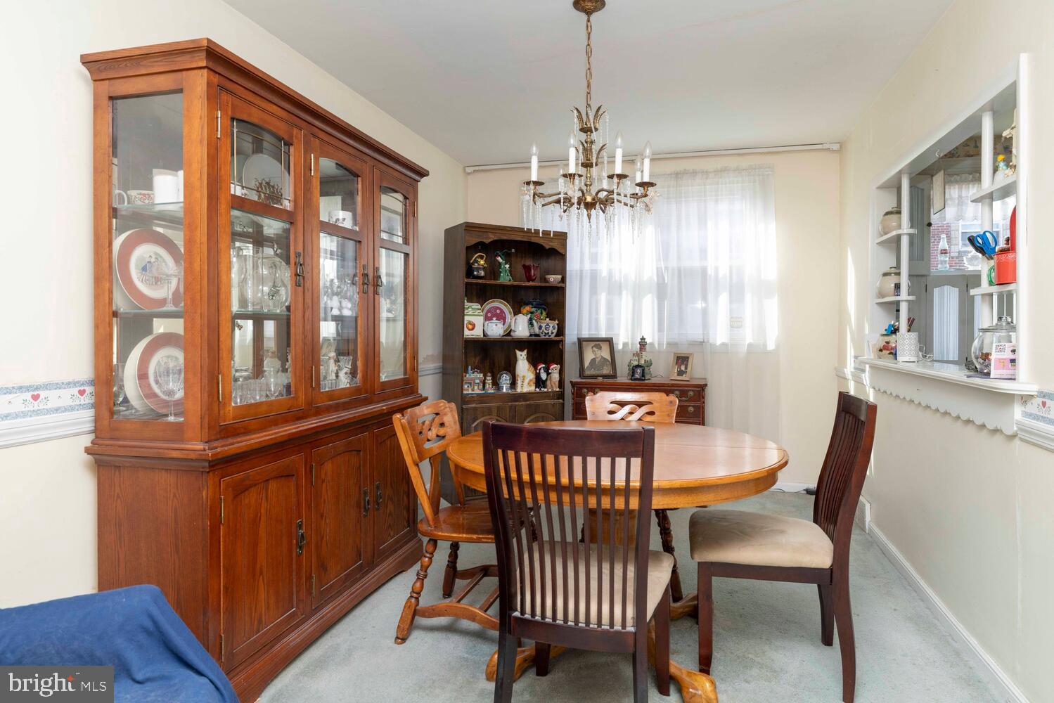 226 Benner Street Philadelphia, PA 19111 - Photo 8 of 25 Formal dining room