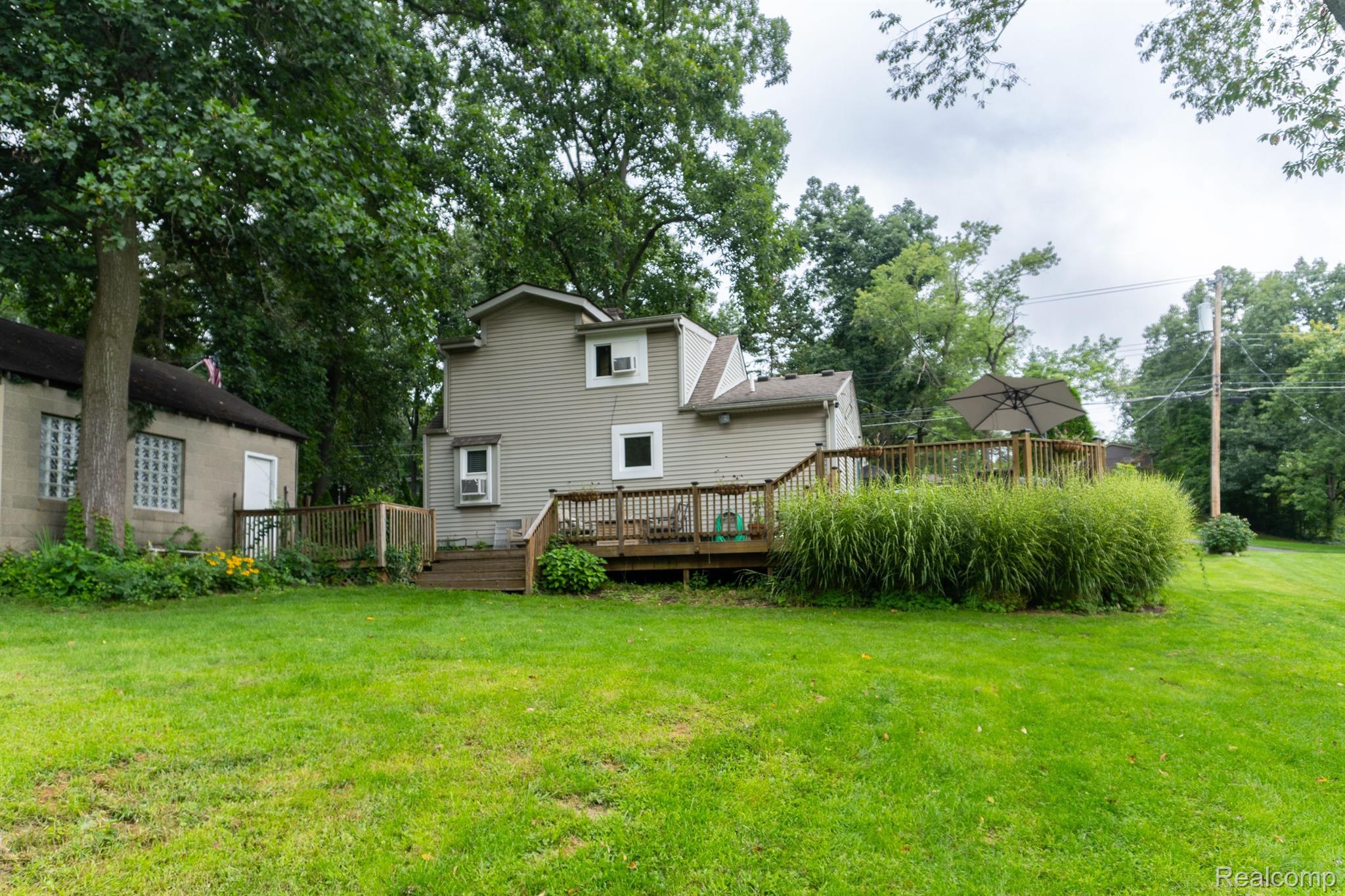 4080 England Beach Road White Lake, MI 48383 - Photo 36 of 59 Gallery Image 36