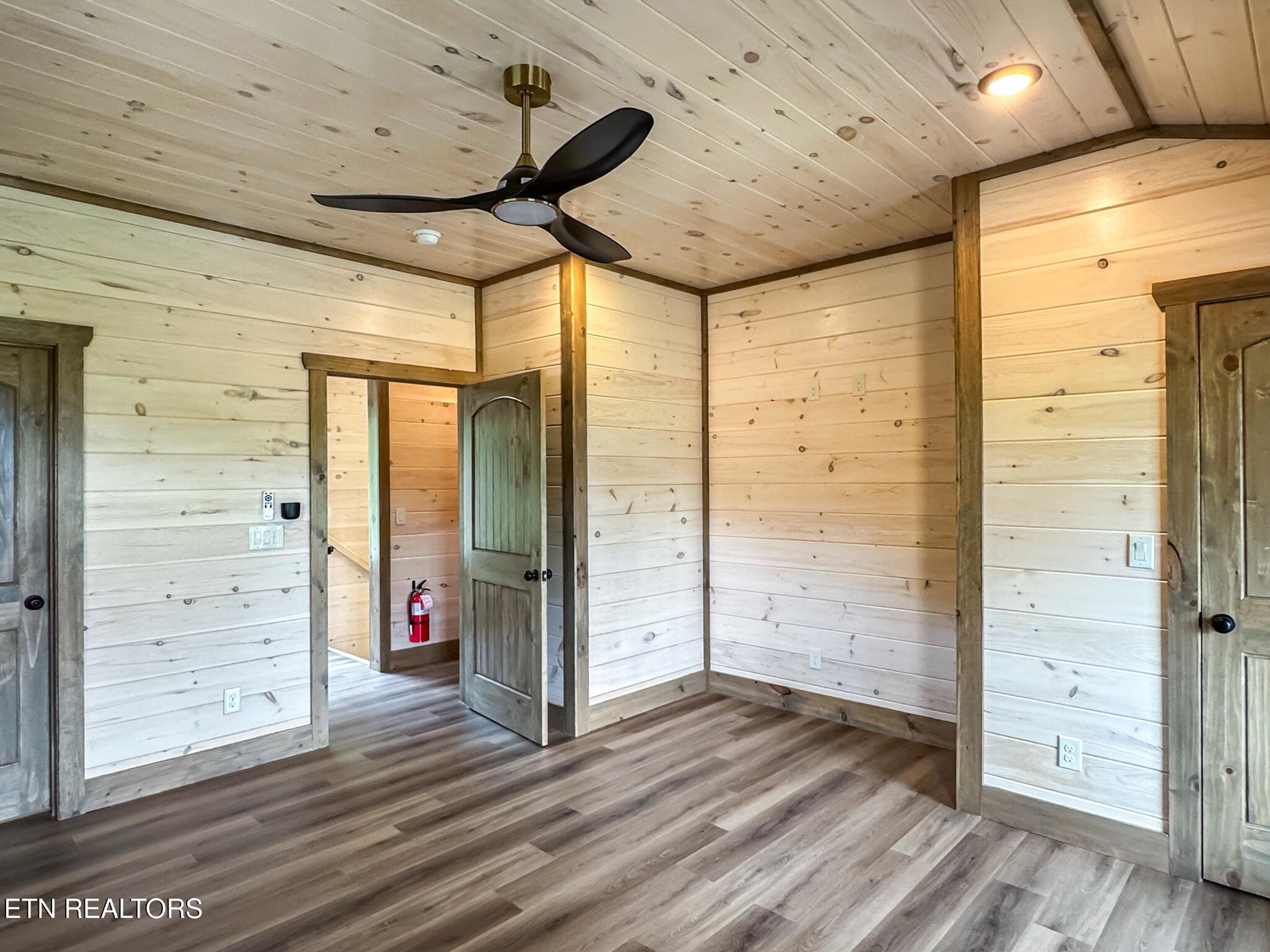 626 Jess Field Road Gatlinburg, TN 37738 - Photo 28 of 55 room 2-3