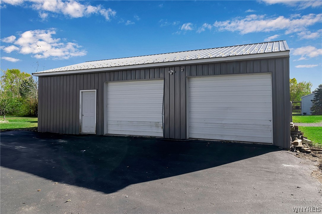 1261 Gowans Road Evans, NY 14006 - Photo 5 of 46