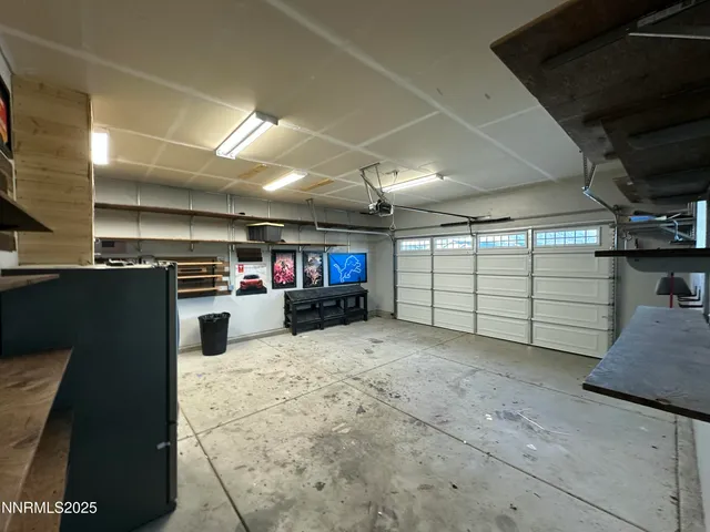 a view of entryway of house