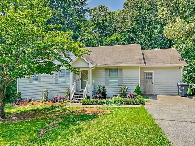 $1,425 | 244 Halehaven Drive, Douglasville, GA 30134