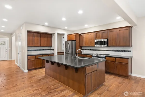$1,474,999 | 1635 Tannerwood Way Southeast, North Bend, WA 98045