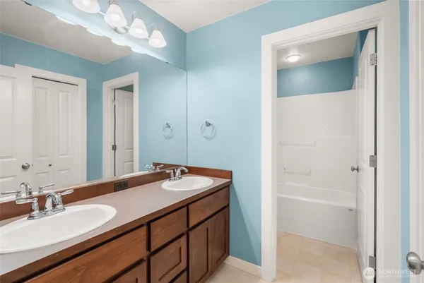 $1,474,999 | 1635 Tannerwood Way Southeast, North Bend, WA 98045