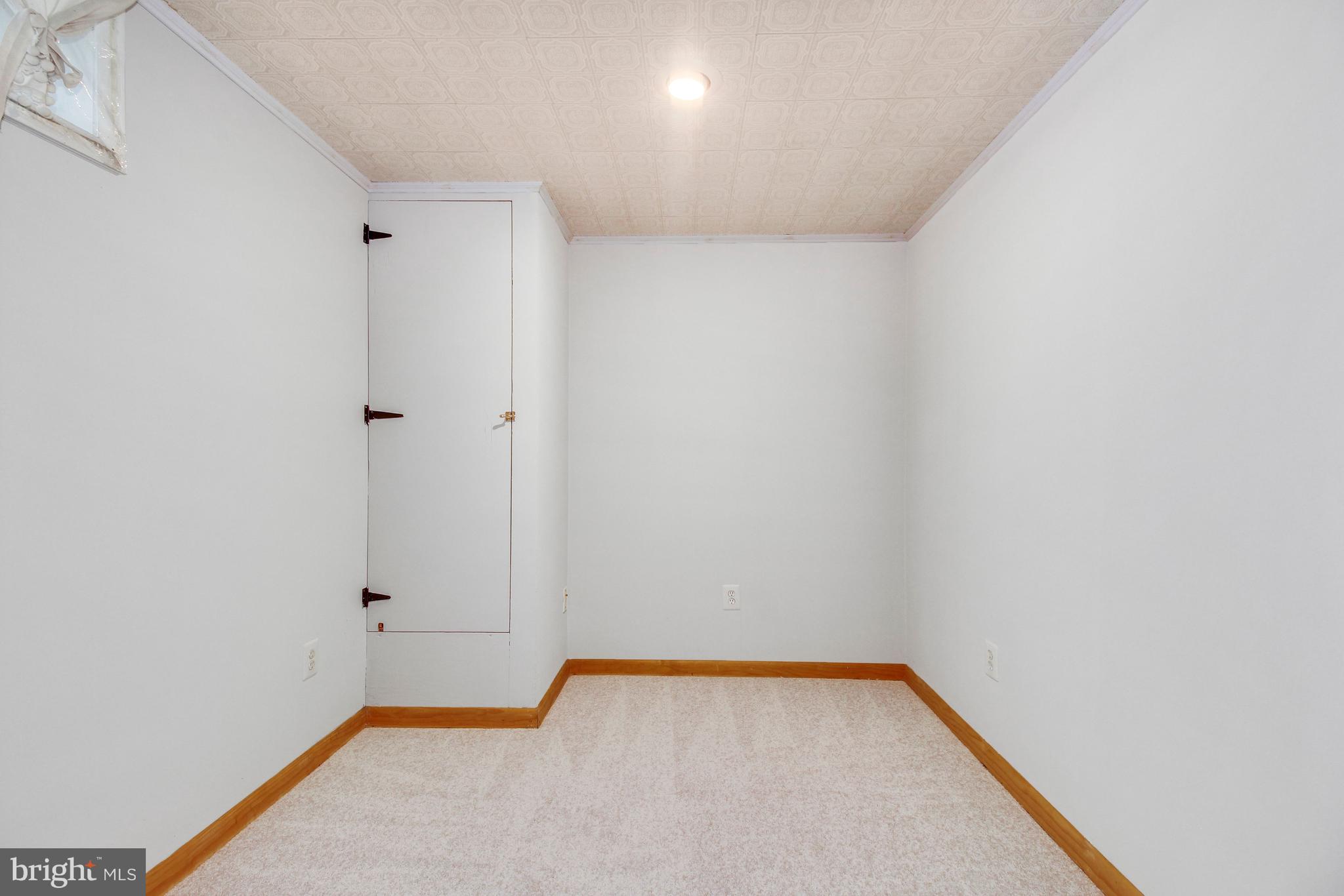 7040 Johnnycake Road Catonsville, MD 21228 - Photo 24 of 34 Extra Room too for Hobbies or Office