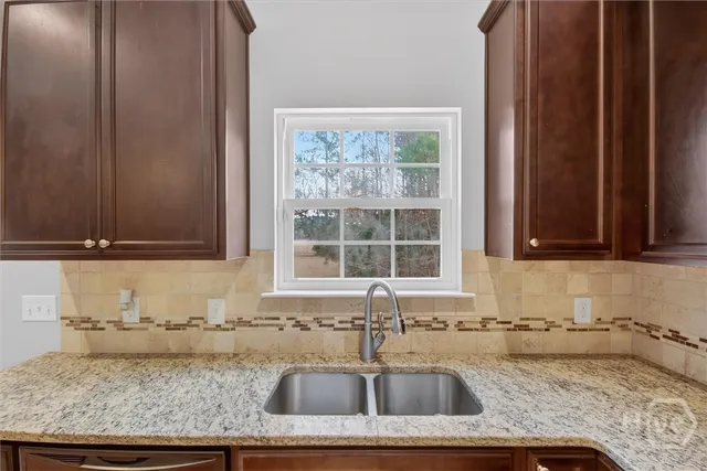 $465,000 | 140 Mosswood Drive, Savannah, GA 31405