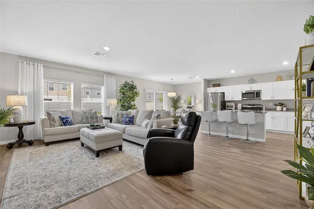 $415,000 | 12908 Hawkstone Trail Boulevard, Lithia, FL 33547