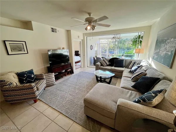 $2,400 | 6813 Satinleaf Road South, Unit 103, Naples, FL 34109