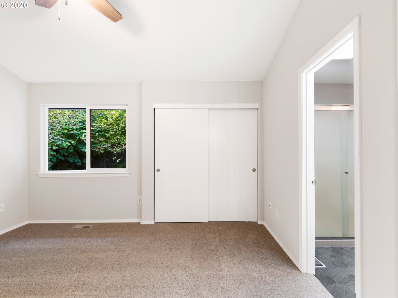 1132 Southwest Ivory Loop, Unit 21 Gresham, OR 97080 - Photo 14 of 25