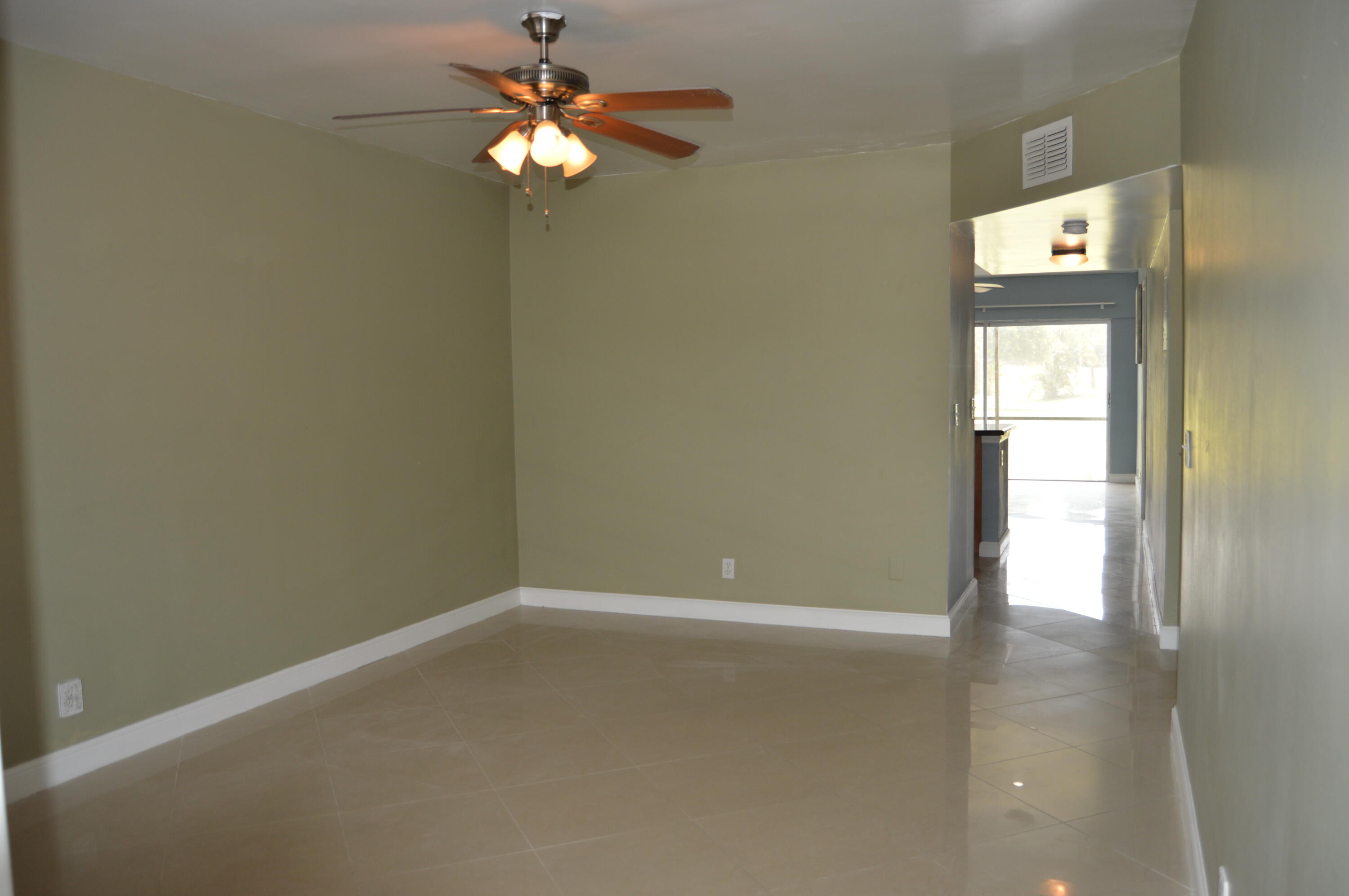 9500 Southwest 3rd Street, Unit A101 Boca Raton, FL 33428 - Photo 5 of 50 DSC_0194