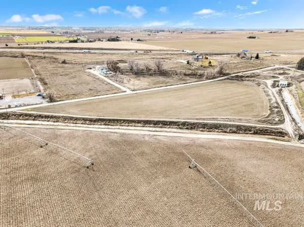 $120,000 | 3 300 South Road, Paul, ID 83347