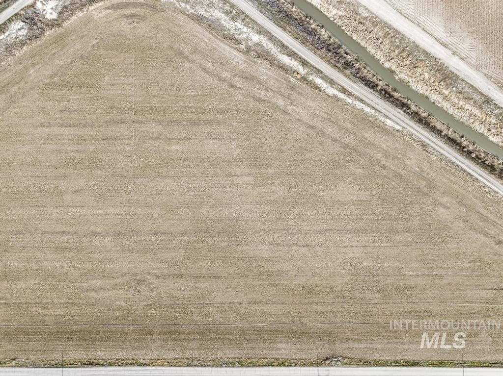 3 300 South Road Paul, ID 83347 - Photo 7 of 12 Detailed view