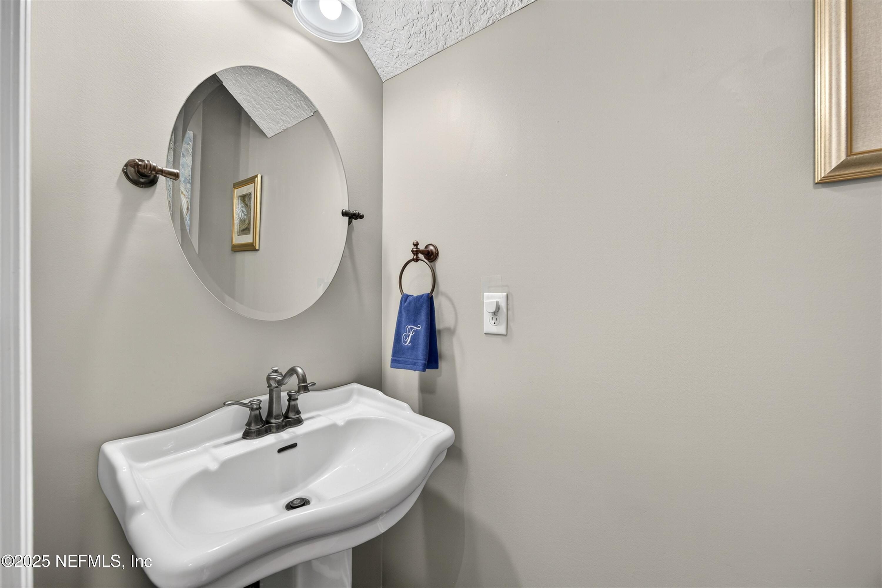 321 Addison Court St. Johns, FL 32259 - Photo 31 of 50 Half Bath