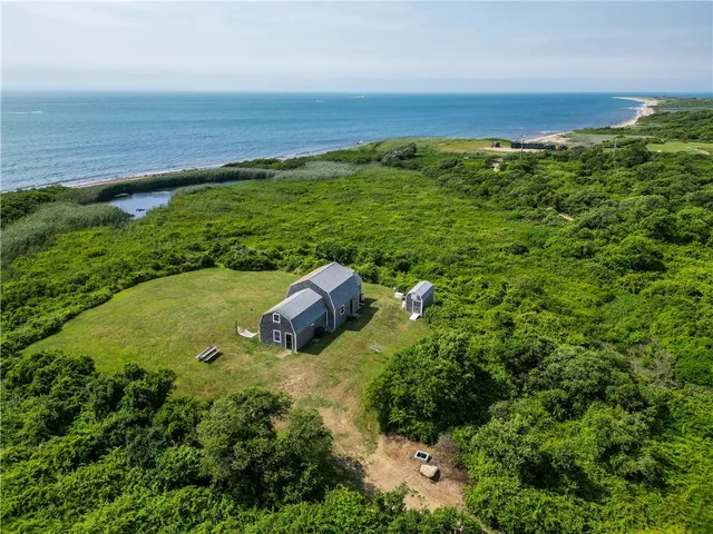 $2,500,000 | 721 Corn Neck Road, Block Island, RI 02807