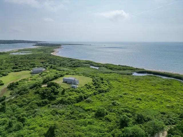 $2,500,000 | 721 Corn Neck Road, Block Island, RI 02807