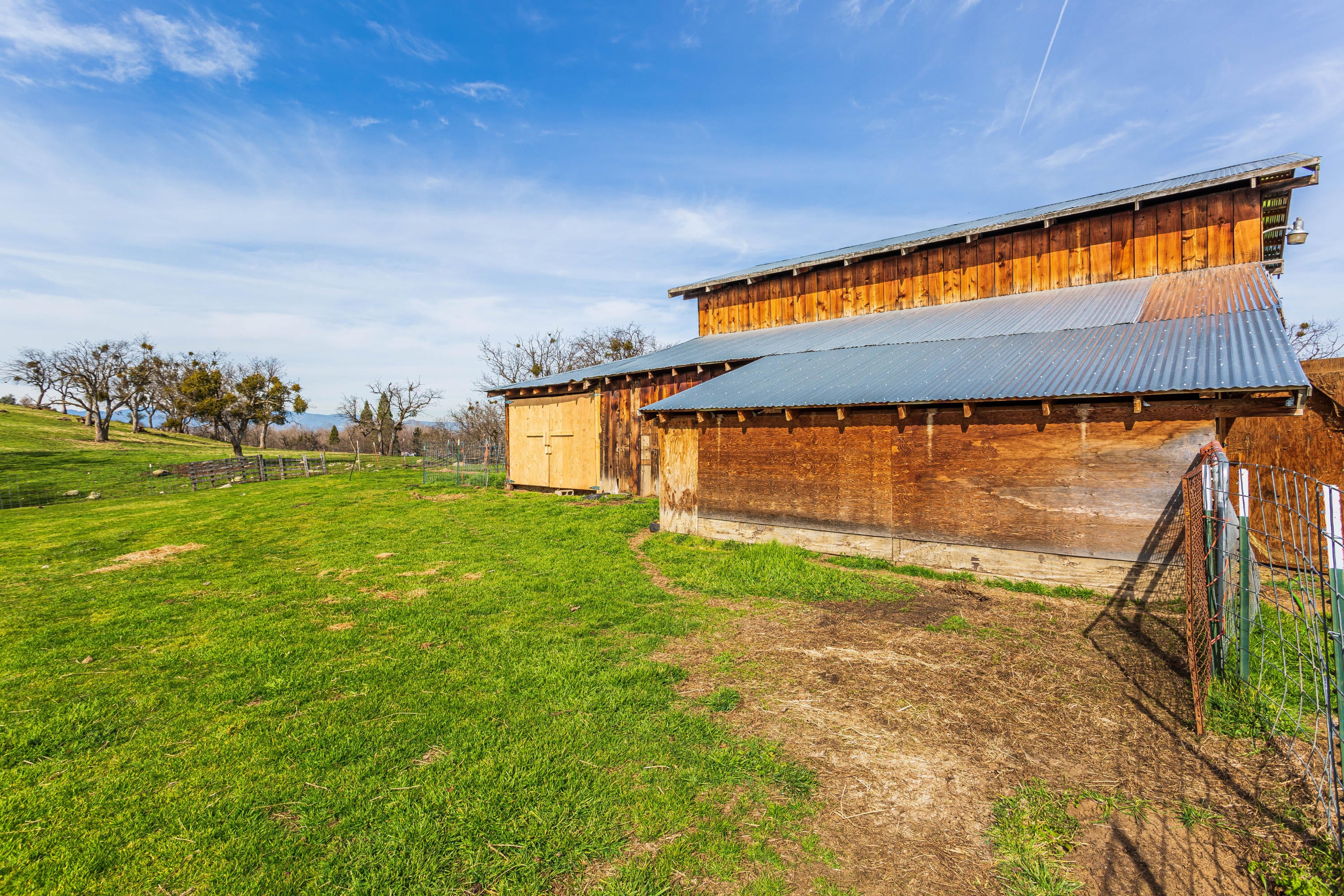 4610 Payne Road, Unit B Medford, OR 97504 - Photo 4 of 12 MLS 4