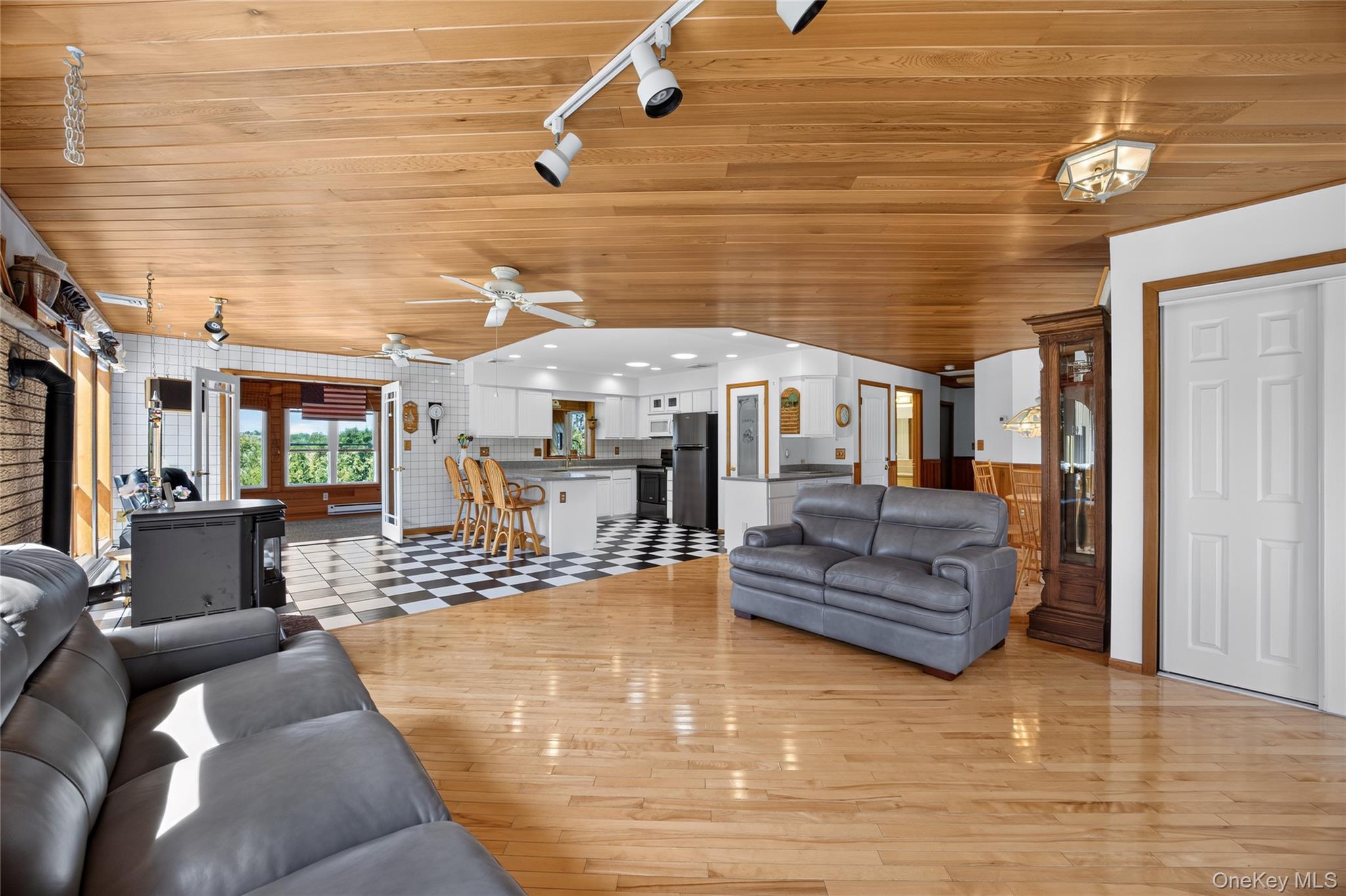 122 Dekay Road Warwick, NY 10990 - Photo 18 of 50 Gallery Image 18