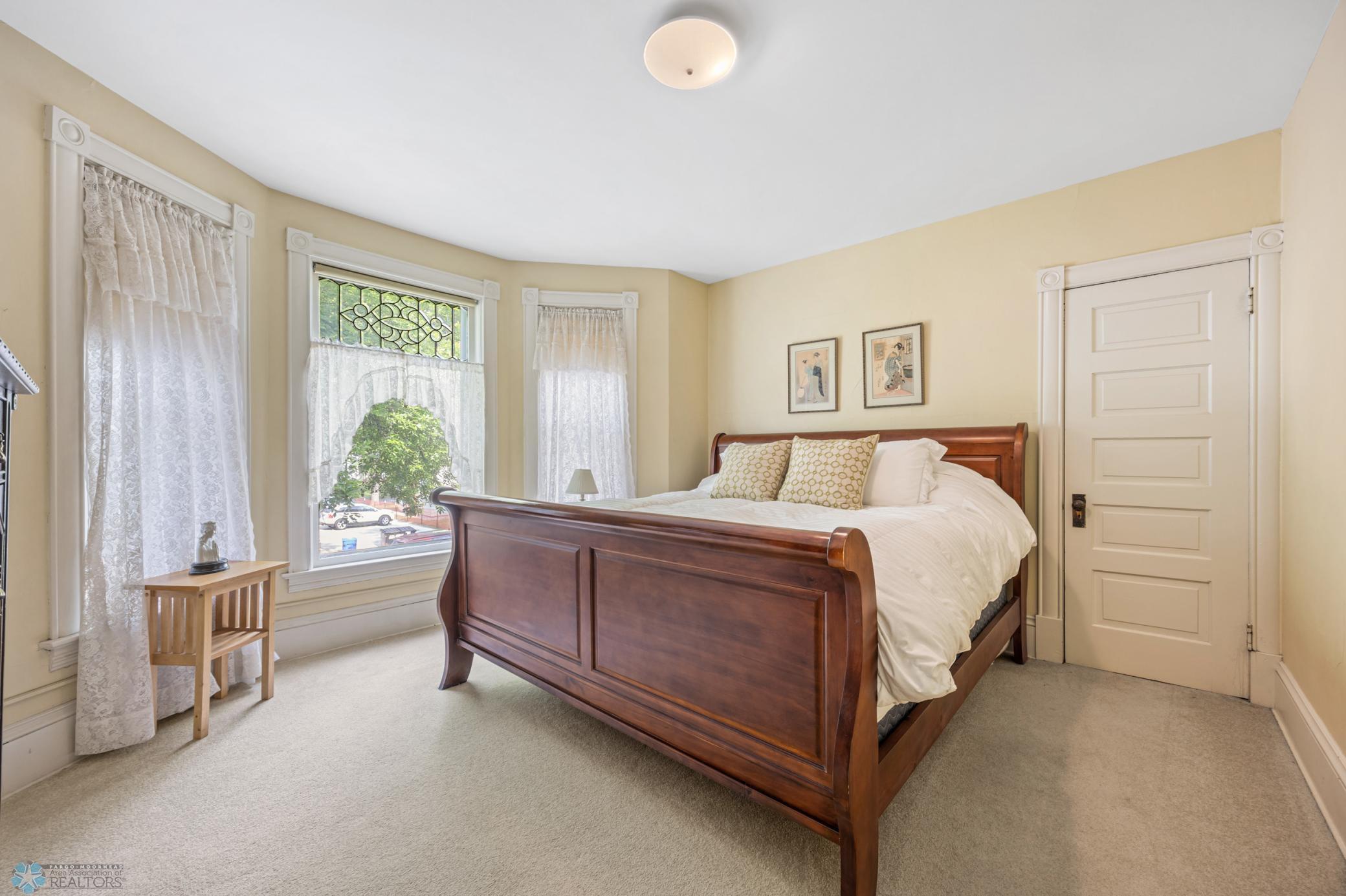 1121 4th Avenue South Fargo, ND 58103 - Photo 33 of 68