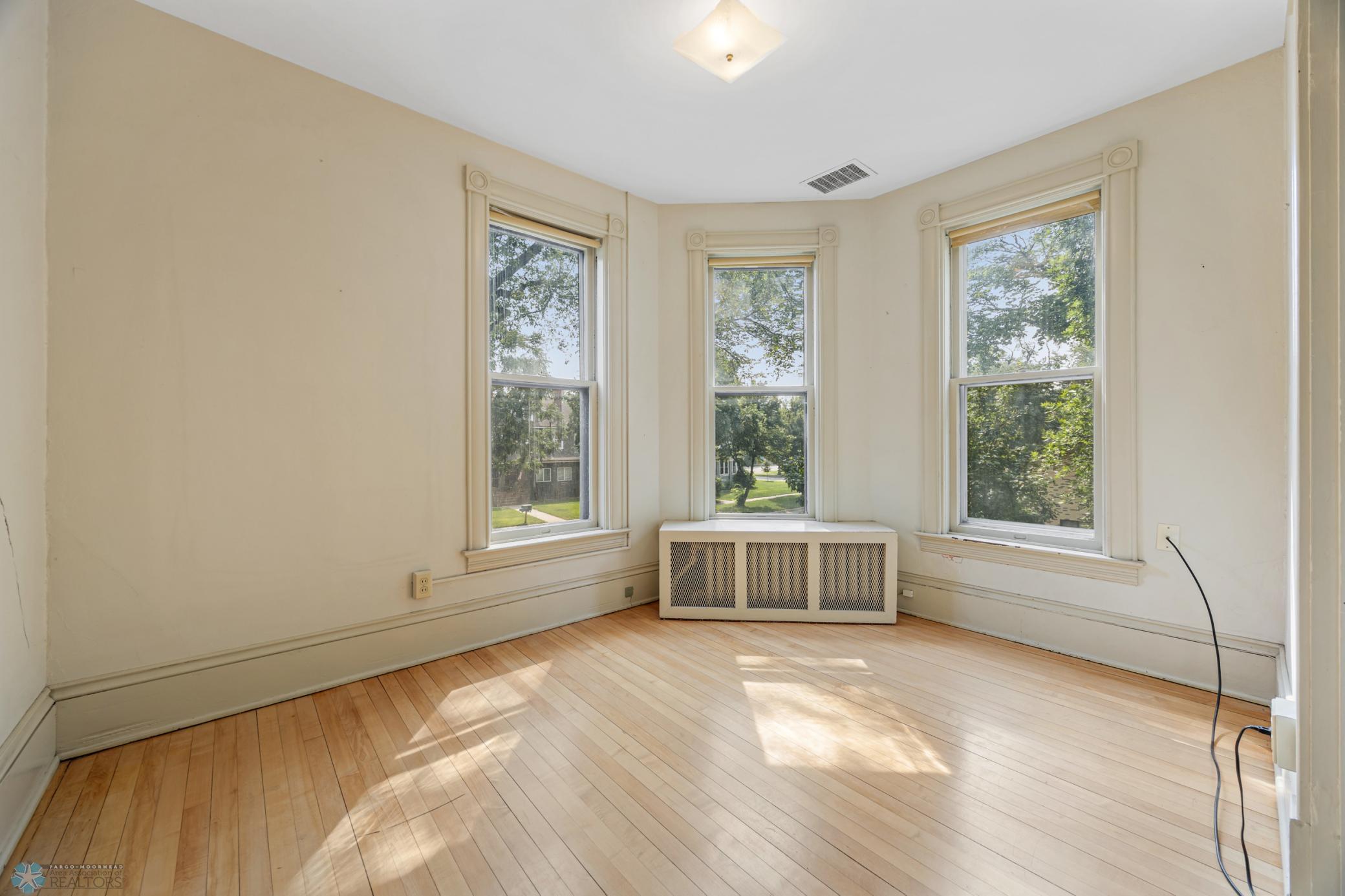 1121 4th Avenue South Fargo, ND 58103 - Photo 37 of 68