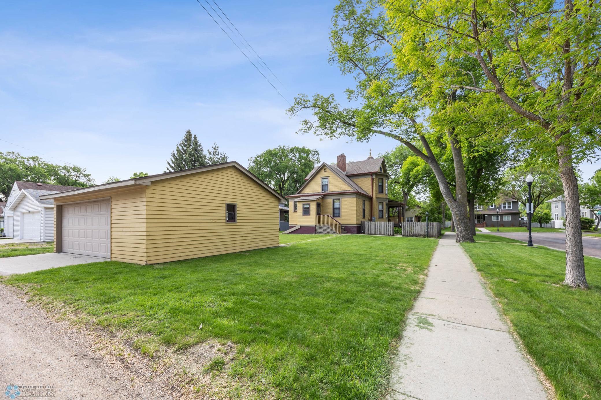 1121 4th Avenue South Fargo, ND 58103 - Photo 60 of 68