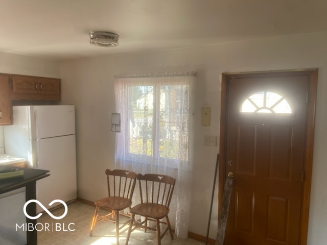 809 South Roena Street Indianapolis, IN 46241 - Photo 4 of 8