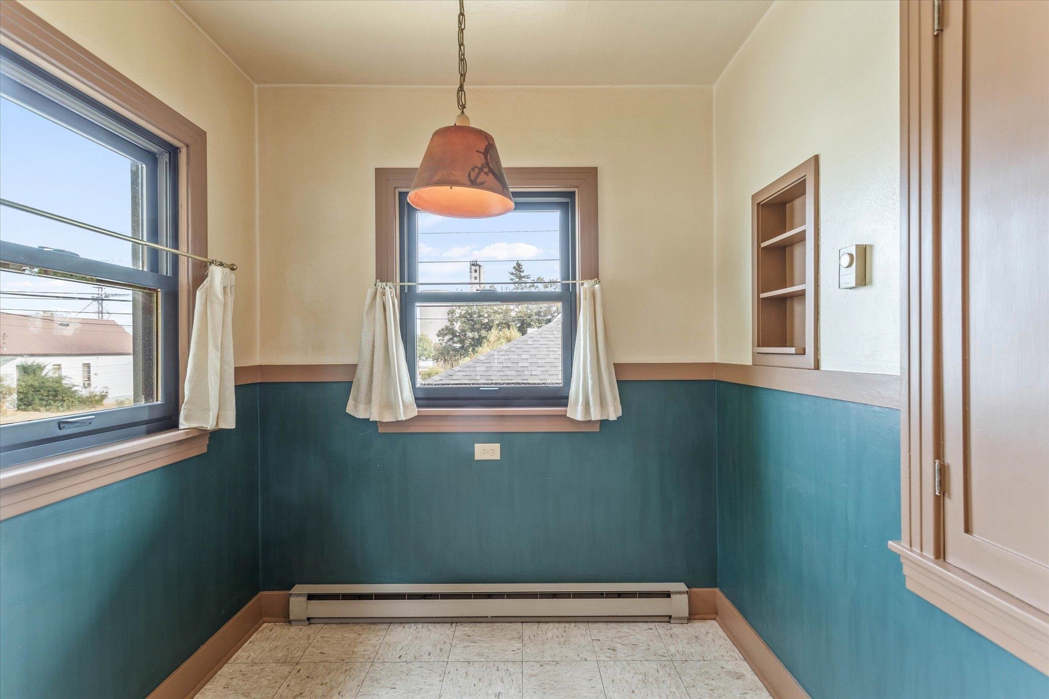 210 H Street Cheney, WA 99004 - Photo 11 of 26