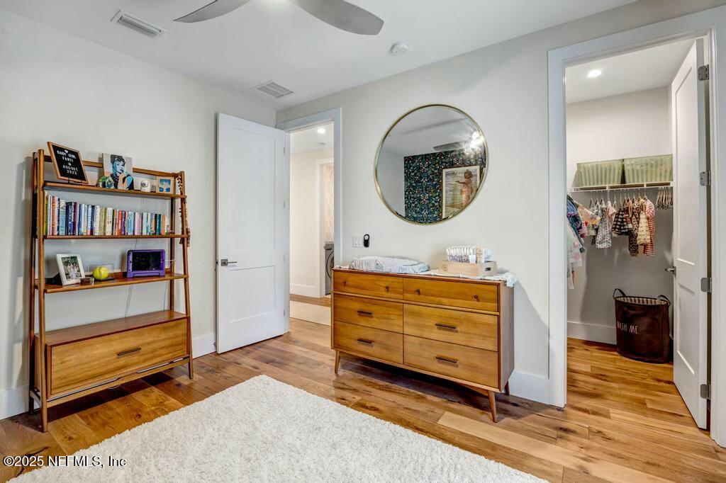 564 A1A North Ponte Vedra Beach, FL 32082 - Photo 31 of 34 a room with closet and mirror