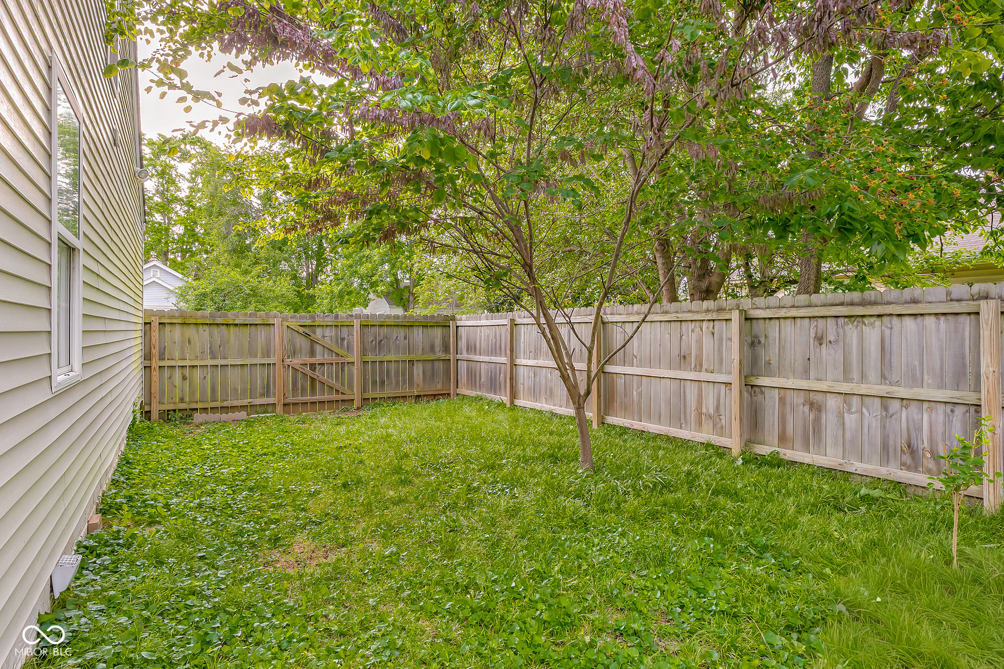 2103 Gilmore Street Columbus, IN 47201 - Photo 26 of 28