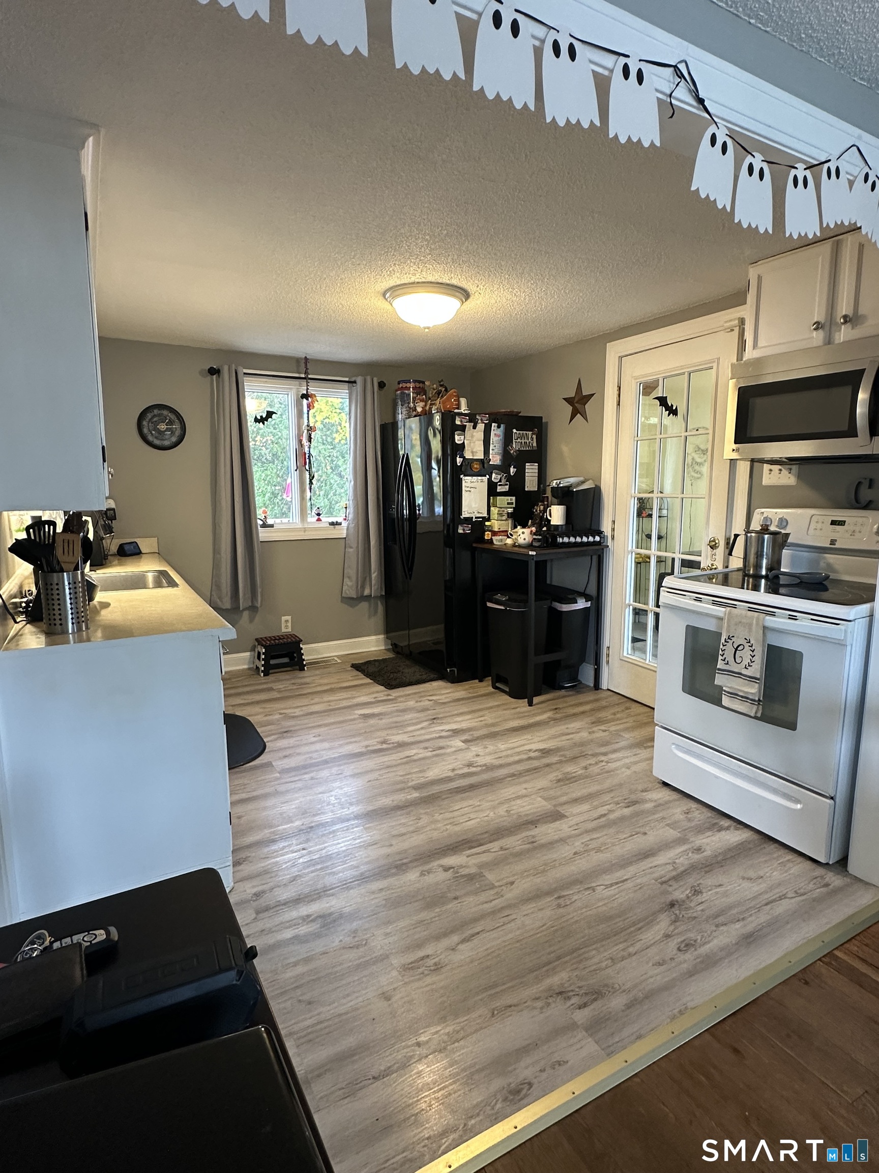 1031 Meriden Road Waterbury, CT 06705 - Photo 13 of 30