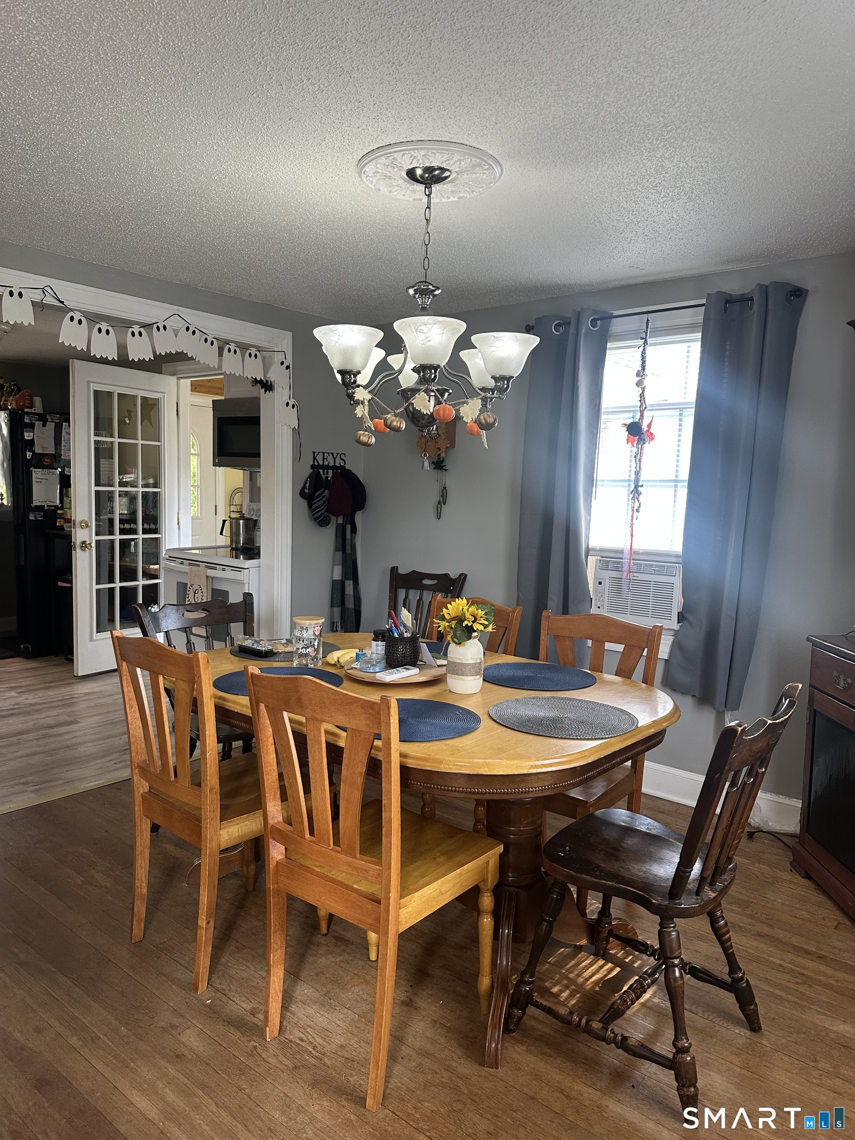 1031 Meriden Road Waterbury, CT 06705 - Photo 14 of 30