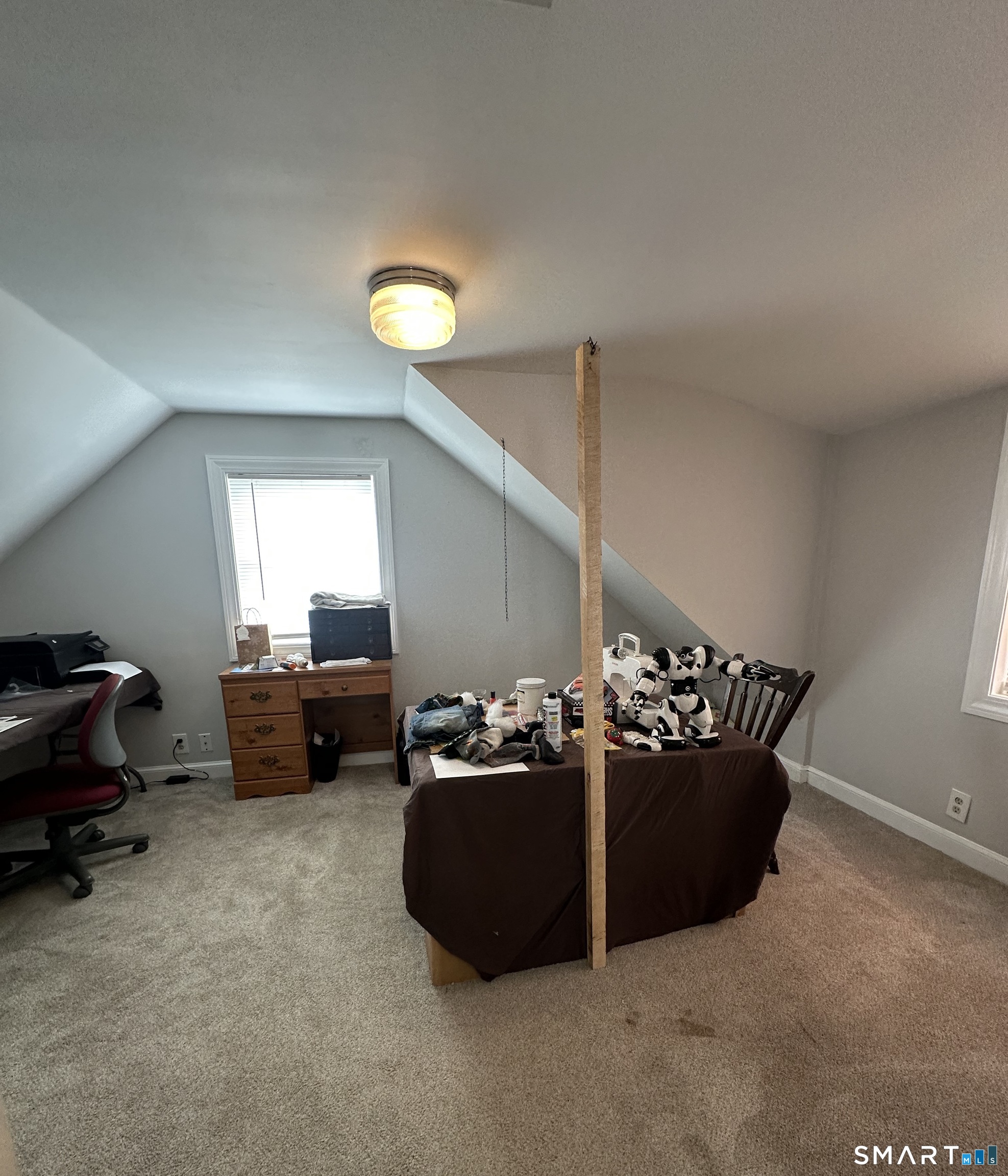 1031 Meriden Road Waterbury, CT 06705 - Photo 3 of 30