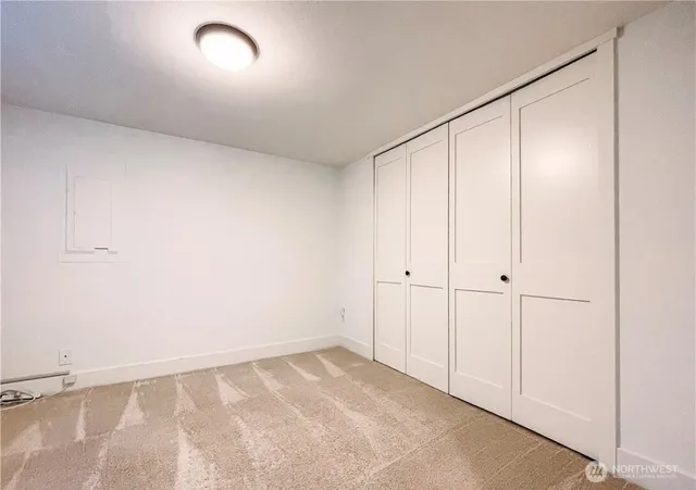 $2,000 | 516 2nd Avenue South, Unit B, Kirkland, WA 98033