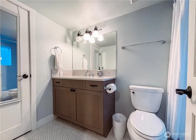 $2,000 | 516 2nd Avenue South, Unit B, Kirkland, WA 98033