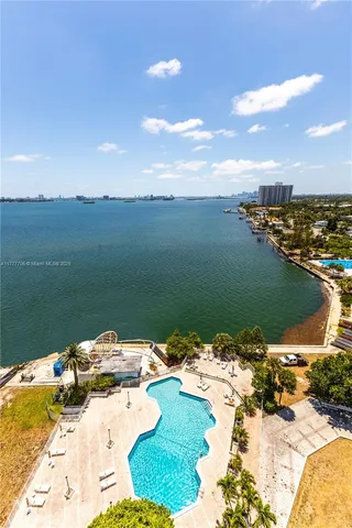 $225,000 | 11111 Biscayne Boulevard, Unit 16G, Miami, FL 33181