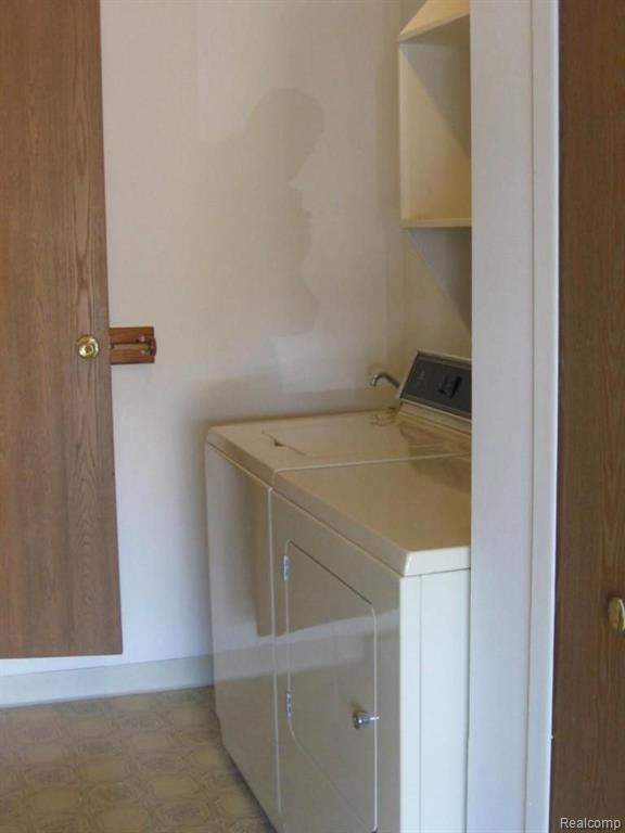 519 Tennyson, Unit 23 Rochester Hills, MI 48307 - Photo 28 of 33