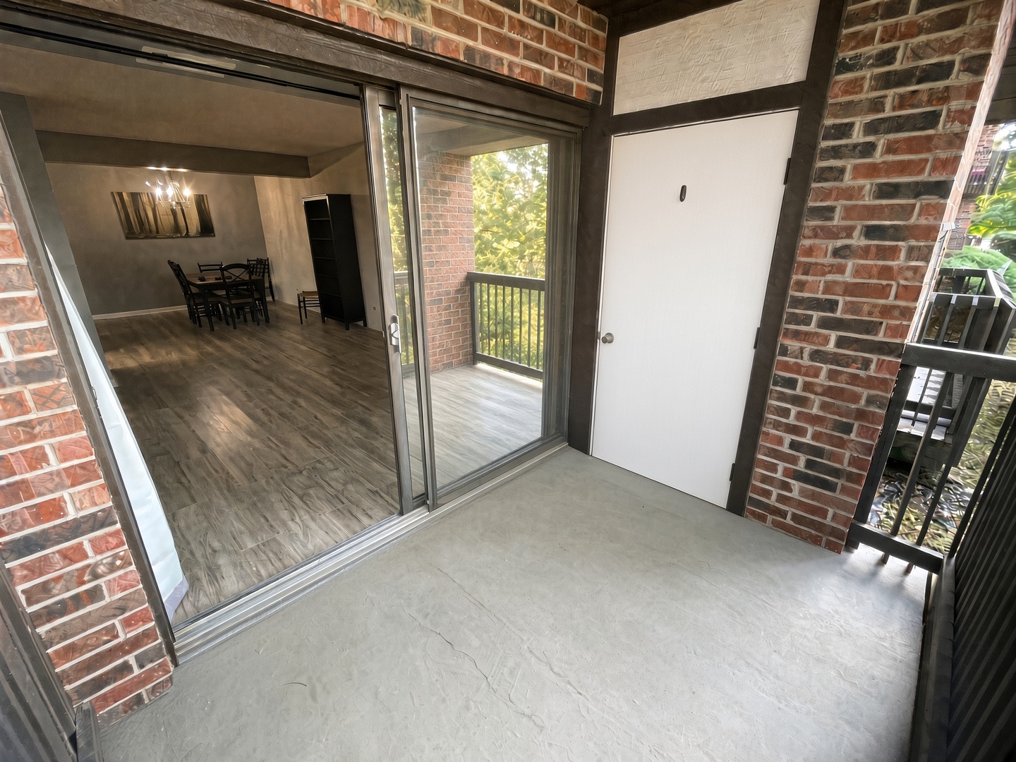 1504 Woodbridge Road, Unit 1F Joliet, IL 60436 - Photo 13 of 21 Gallery Image 13