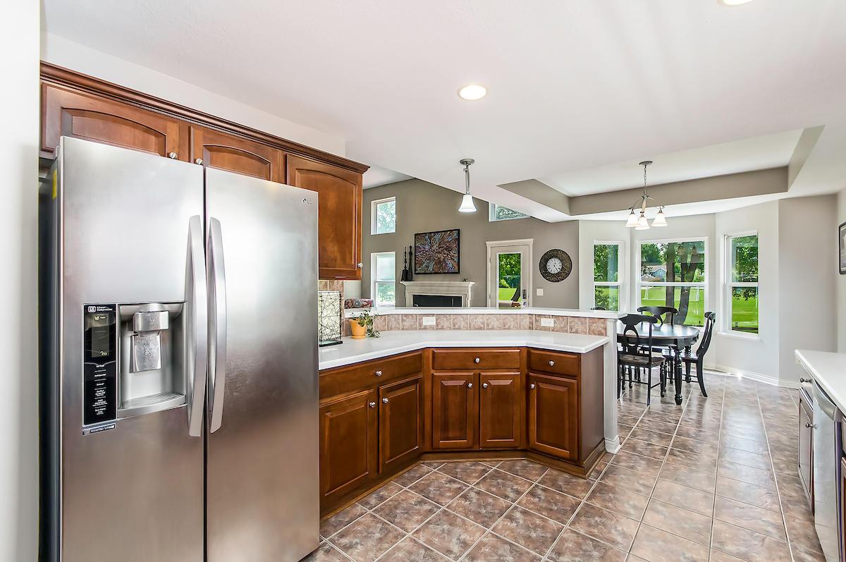 155 Rivers Edge Way Columbus, OH 43230 - Photo 10 of 36