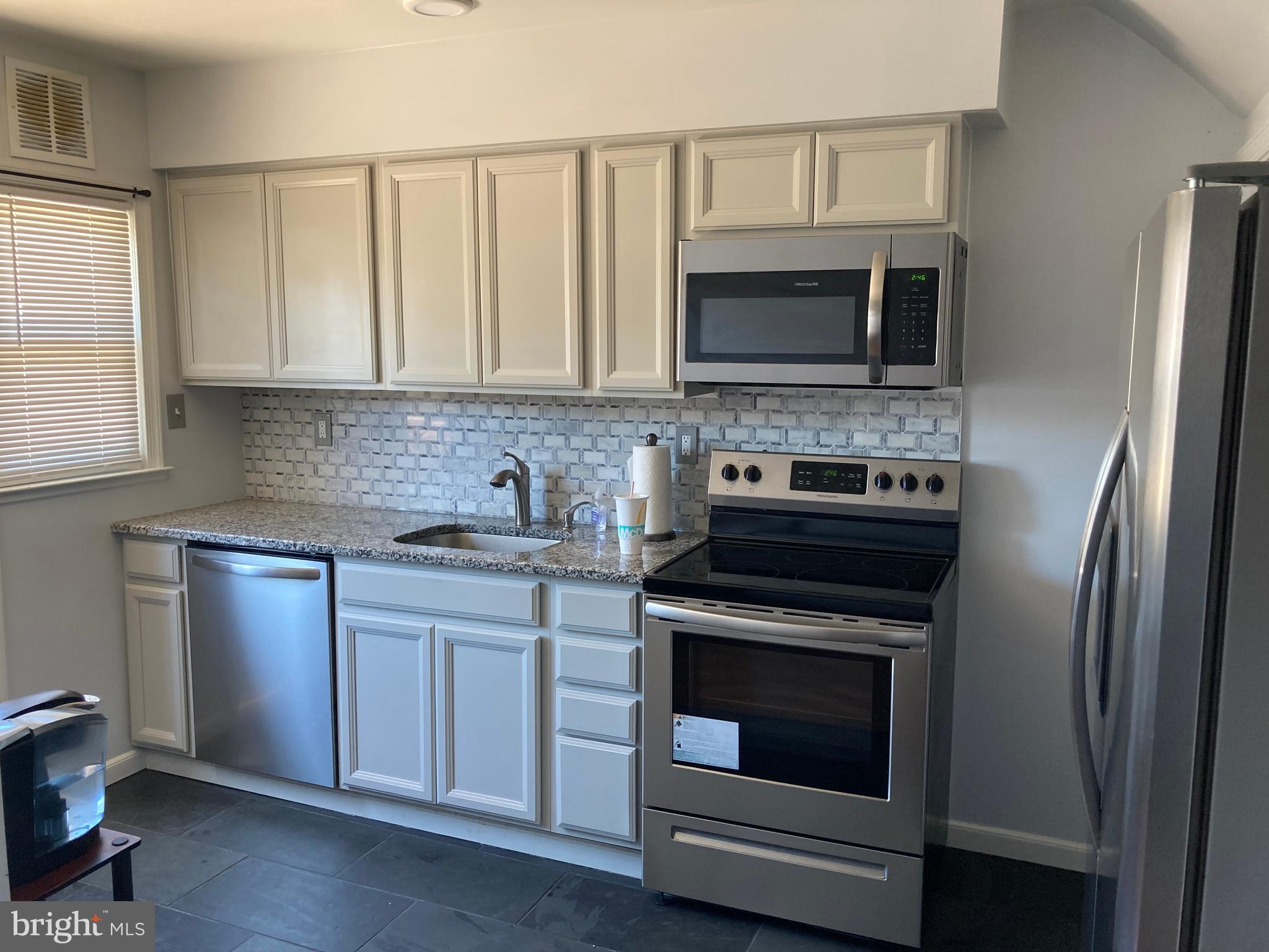2211 Graythorn Road Baltimore, MD 21220 - Photo 6 of 16