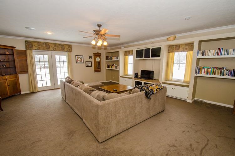 12447 Dunn Road Mishawaka, IN 46545 - Photo 12 of 27 Gallery Image 12