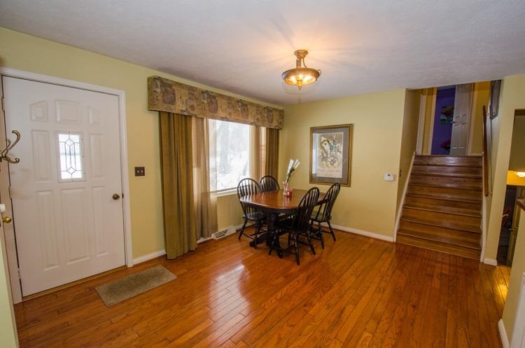 12447 Dunn Road Mishawaka, IN 46545 - Photo 7 of 27 Gallery Image 7