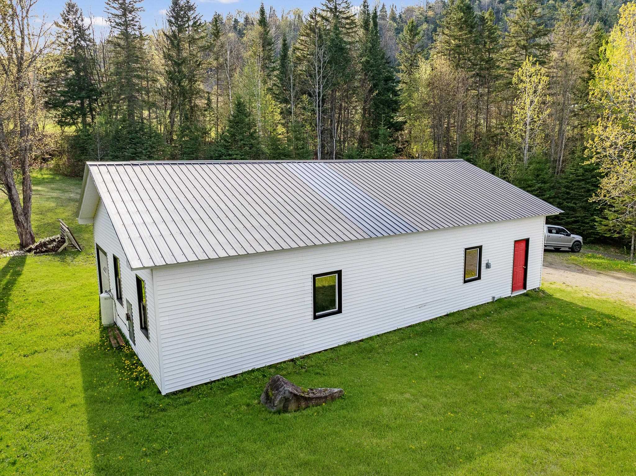 127 Hollow Road Stewartstown, NH 03576 - Photo 34 of 43
