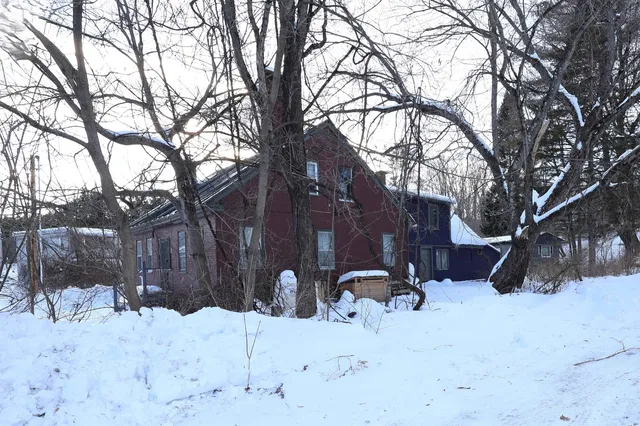 $425,000 | 3 Mace Hill Road, Hartland, VT 05048